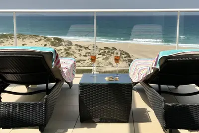 Image de Penthouse de luxe Eva à 180 degrés avec vue sur la mer, Praia d'El Rey Silvercoast