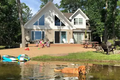 Image de Nouveau 2019 - Chalet sur le sable du lac de petite île