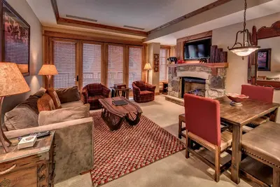 Image de 1 chambre 4 étoiles près du lac Tahoe à Northstar Village