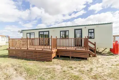 Image de Caravane acceptant les chiens pas cher avec 6 couchages à louer à North Denes dans le Suffolk ref 40068