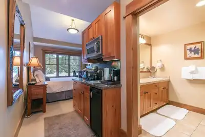 Image de Studio commence à 169 / nt kitchenette, salle de bain complète