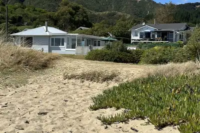 Image de Ligar Bay Cottage de Golden Bay