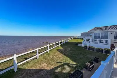Image de Caravane de luxe avec vue sur la mer ���� louer à Hopton avec une vue mer complète ref 80010