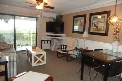 Image de North Oc Direct Ocean Front! !
