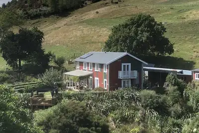 Image de Le Pear Orchard Lodge peut accueillir 16 personnes (possibilité de dormir dans le cottage de Shearer)