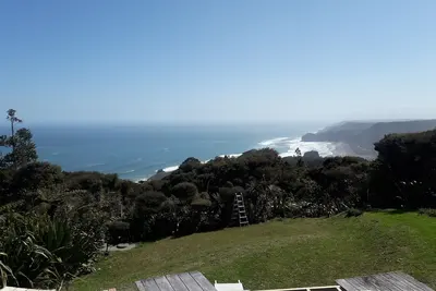 Image de Vue énorme sur l'océan et la côte ouest