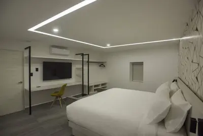 Image de L'Andy Master Suite 10