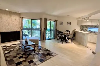 Image de Studio confortable (ou 1 chambre) Ă West Hollywood
