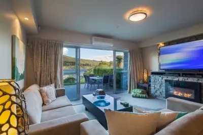 Image de Appartement Alpine Village Lakefront