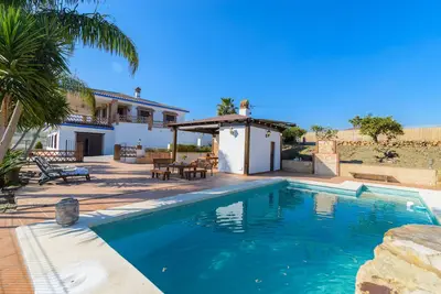 Image de Offre! Magnifique Villa pour 9 personnes près des meilleures plages