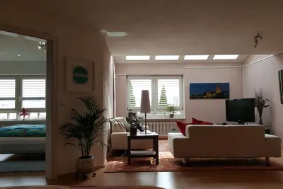 Image de Ensoleillé lumineux et spacieux appartement donnant sur le Danube à Ratisbonne