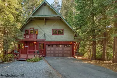 Image de Donner Lake west end home. 3 lits, 2 salles de bain. Pet Friendly Dlr # 122