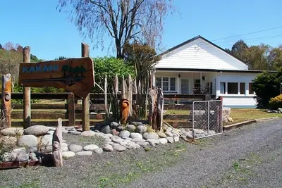 Image de Kakahi Adventure Lodge