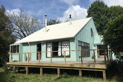 Image de Grand spa décontracté avec salle de séchage et salle de séchage