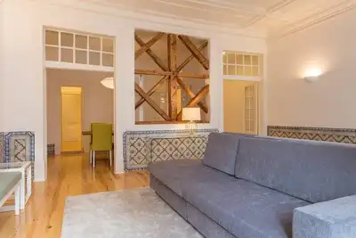 Image de Chic et spacieux 3 Br Chiado apart, 6 personnes - près de Cais do Sodré et Baixa Chiado