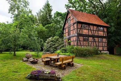Image de Grenier dans un parc de chênes, 107 m² entièrement rénové