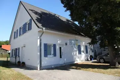Image de House by the sea with sauna Wlan washing machine only 80 m to the beach (fenced)