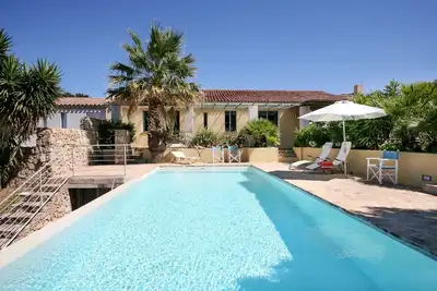 Image de Villa de vacances pour max. 6 personnes avec piscine privée