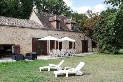 Image de La Faneuse, le calme dans une bulle de verdure