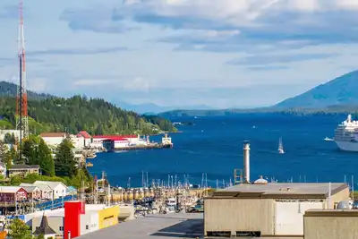 Image de Alaska Nantucket House au centre-ville de Ketchikan. Vues Amazingl, promenade rapide en ville