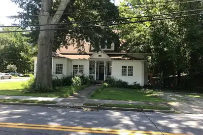 Image de La Zenter BnB Suite # 3 au cœur de Carrollton en Géorgie