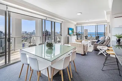 Image de Chevron Renaissance Level 27 - Vues sur l'océan et la rivière