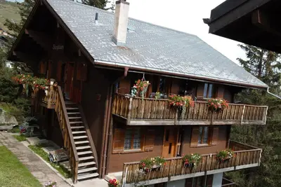Image de Bärgblüemli 1. Og West by Interhome