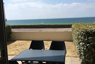 Image de Appartement neuf avec terrasse vue et accès mer 2 personnes tous confort / vélos