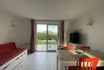 Image de Maison Duplex avec Piscines Ă Salavas - 6 Personnes, Animaux Admis, Parking, Terrasse et WiFi