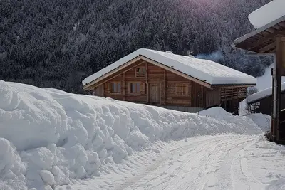 Image de Appartement dans un vieux chalet savoyard de 1795 Rénové