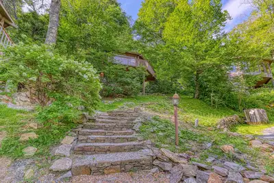 Image de Belle maison au bord de la montagne sur Sugar Mountain