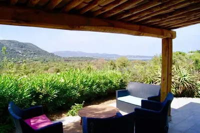 Image de Villa Josepha 6 personnes vue sur la baie de Pinarello au calme