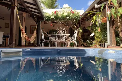 Image de Superbe villa, charme, intimité, situation idéale, plage et spa