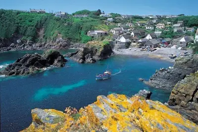 Image de Jimmers Loft @ Cadgwith Cove-Beautiful Sea Views