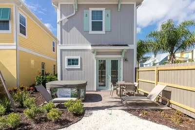 Image de Margaritaville Resort Orlando - 3 chambres / 3 salles de bain - 8093 Dreamsicle Drive