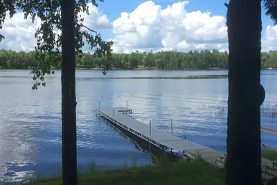 Image de Maison de trois chambres récemment rénovée pour les familles sur le lac Third Crow Wing