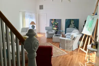 Image de Retraite des artistes d'East Hampton, à quelques pas de la ville, des boutiques et des restaurants.