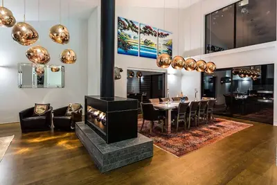 Image de Lakehouse Joela primé - design spectaculaire, luxe, emplacement et vues