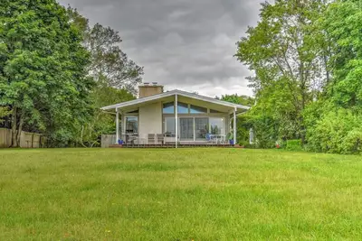 Image de Nouvelle inscription: Sag Harbor Bayviews, ������ quelques pas de la plage de sable, dans le village