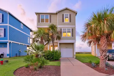 Image de Sea Brooke- Cottage de luxe en bord de mer à Pointe WestGalveston, Tx