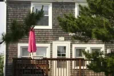 Image de Pittoresque 3 Br Carriage House