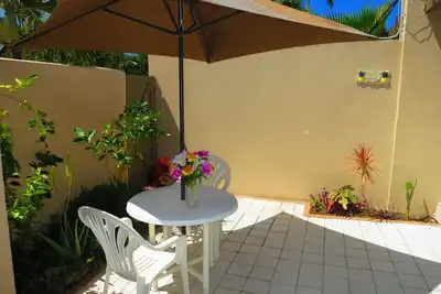 Image de Master Garden Bedroom adjacente à Margaritaville. 50m de la plage