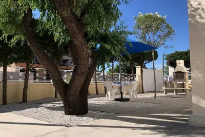 Image de Chez Alain Beausoleil Amandiers T3 3kmmer disponible toute l'année