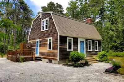 Image de Nouvellement inscrit 4bd / 2ba - À proximité des étangs d'eau douce de Wellfleet, A / C, pont