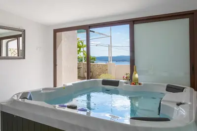 Image de Maison de vacances Crikvenica pour 2 - 4 personnes avec 2 chambres à coucher - Maison de vacances
