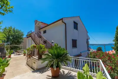 Image de Appartement de vacances Crikvenica pour 2 - 5 personnes avec 2 chambres à coucher - Appartement de v