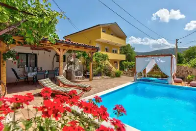 Image de Maison de vacances Drivenik pour 2 - 6 personnes avec 3 chambres Ă coucher - Maison de vacances