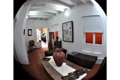 Image de Adorable studio dans la maison de l'arbre