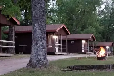 Image de Cabine de location d'une chambre pour 4 personnes sur le camping