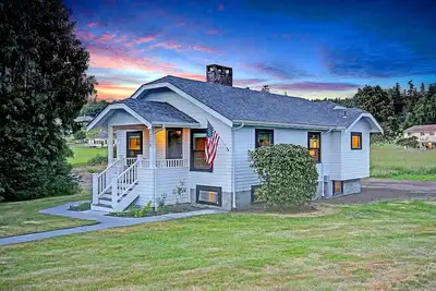 Image de Ferme historique de Camano Island - Entièrement restaurée